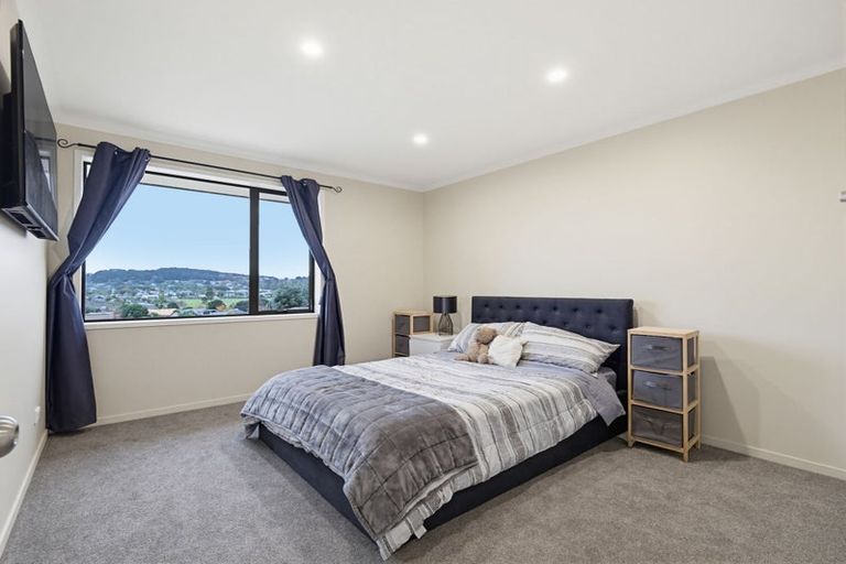 Photo of property in 39a Max Short Drive, Pukekohe, 2120