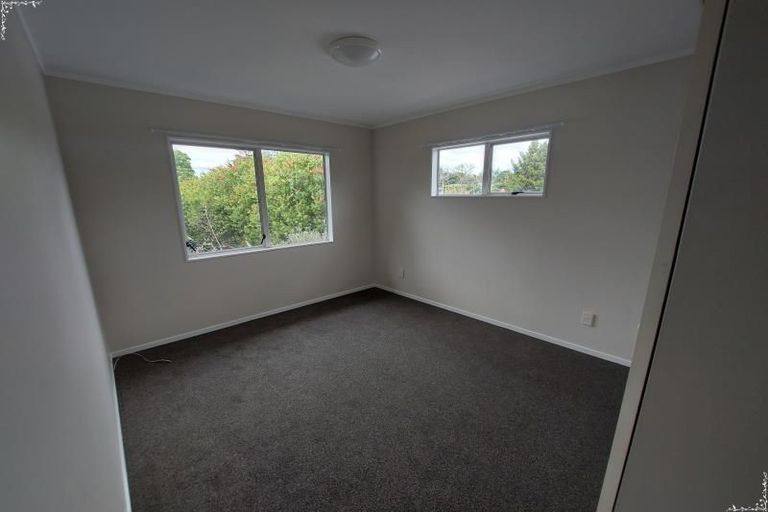 Photo of property in 2/16 Tuatara Drive, Te Kamo, Whangarei, 0112