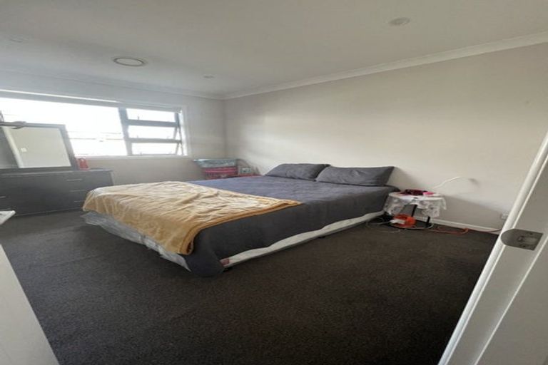 Photo of property in 10 Poulson Grove, Trentham, Upper Hutt, 5018