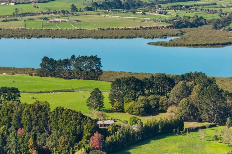 Photo of property in 5 Wi Tupaea Road, Waihau Bay, Opotiki, 3199
