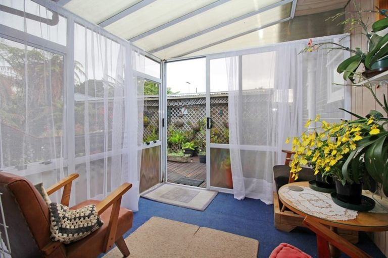 Photo of property in 21 Fleming Street, Manurewa East, Auckland, 2102