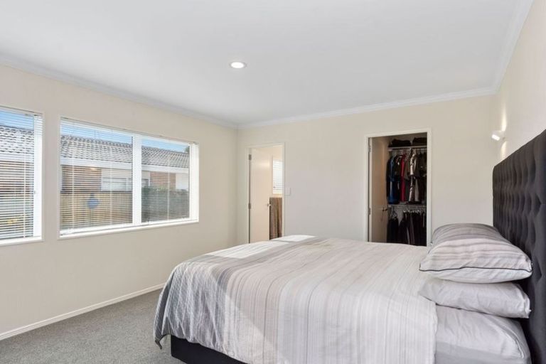 Photo of property in 6 Palm Court, Mount Maunganui, 3116