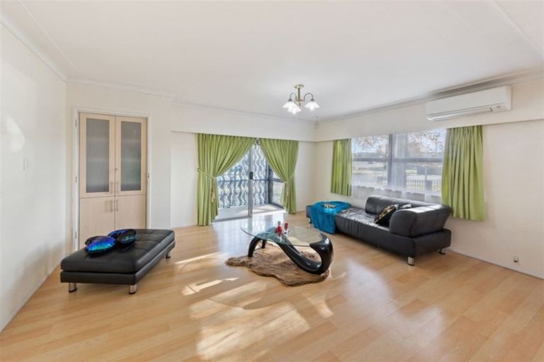 Photo of property in 1/1 Selwyn Road, Manurewa, Auckland, 2102