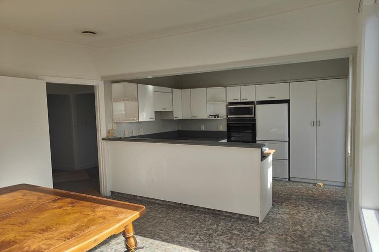 Photo of property in 24 Ellesmere Avenue, Miramar, Wellington, 6022