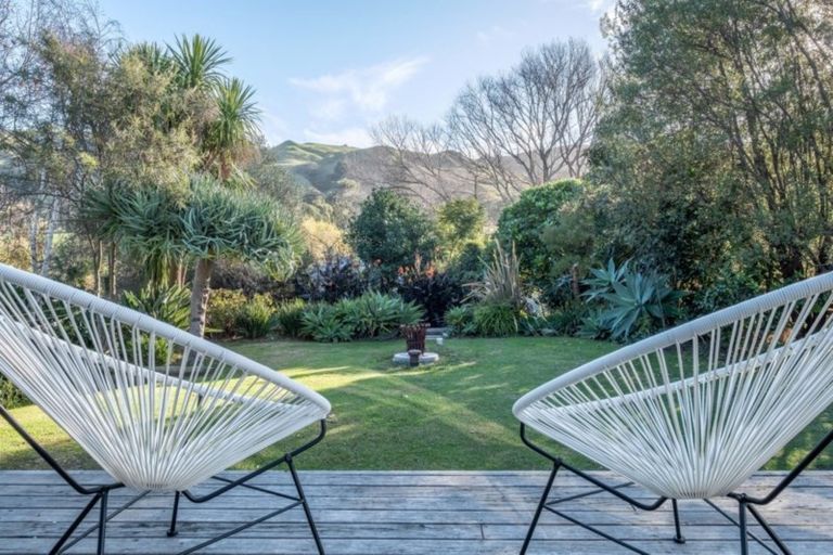 Photo of property in 30 Lysnar Street, Okitu, Gisborne, 4010