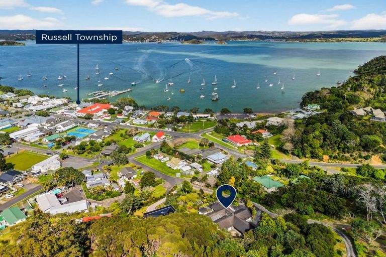 Photo of property in 8 Prospect Street, Russell, 0202