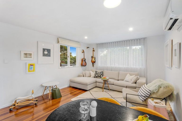 Photo of property in 13 Helena Street, Massey, Auckland, 0614