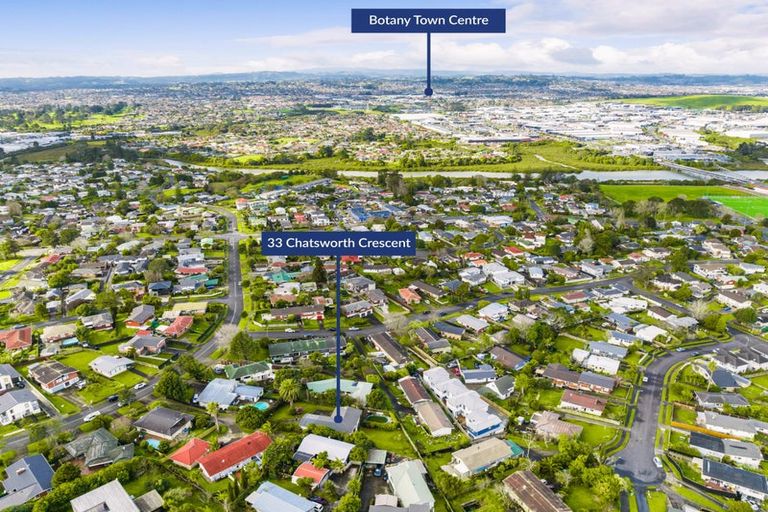 Photo of property in 33 Chatsworth Crescent, Pakuranga Heights, Auckland, 2010
