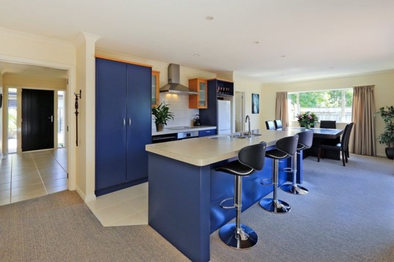 Photo of property in 8 Chenin Place, Greenmeadows, Napier, 4112