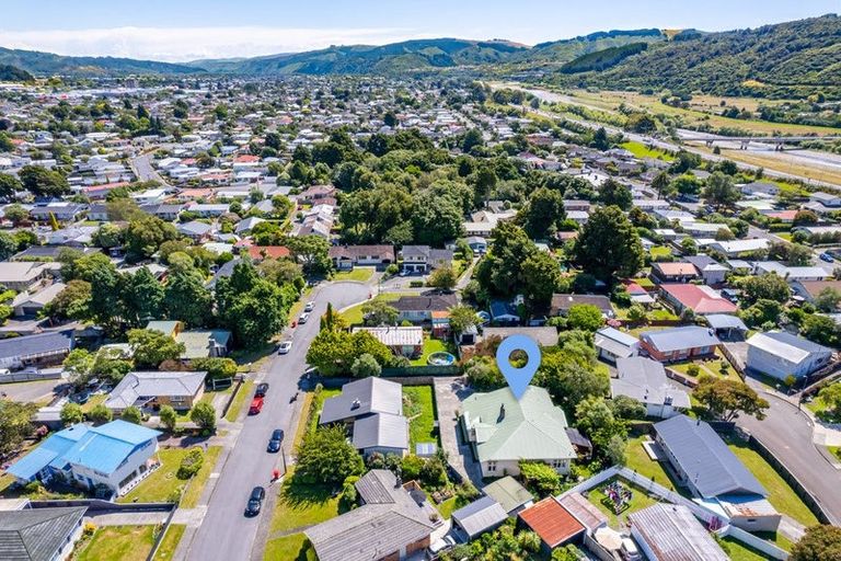 Photo of property in 14 Riversdale Road, Clouston Park, Upper Hutt, 5018