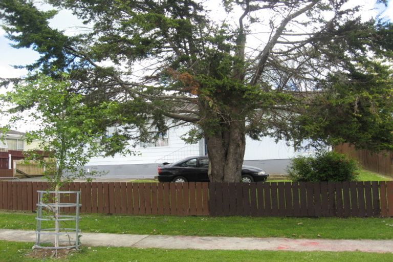 Photo of property in 11 Smedley Street, Manurewa, Auckland, 2102