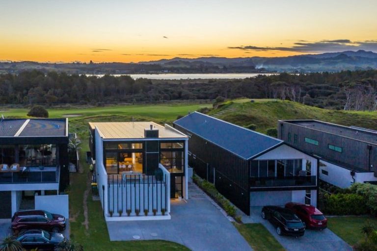 Photo of property in 46 Mangatawhiri Road, Omaha, Warkworth, 0986