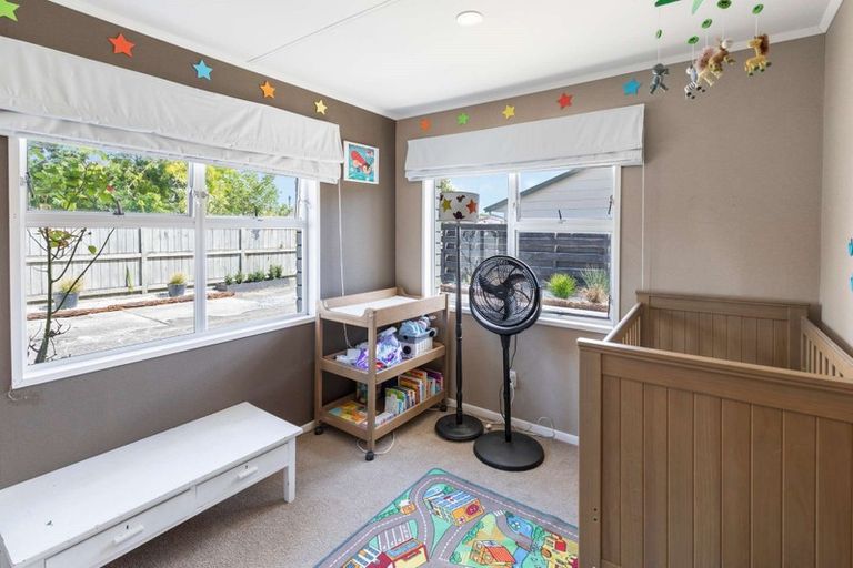 Photo of property in 61 Abraham Crescent, Milson, Palmerston North, 4414