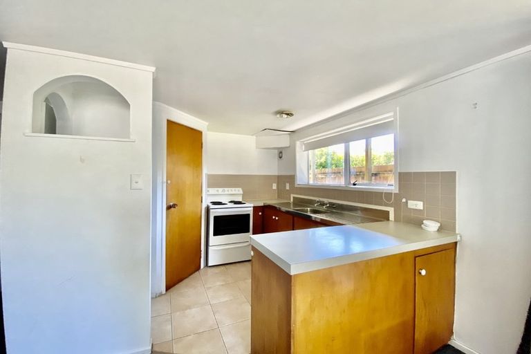 Photo of property in 50 Weatherly Road, Torbay, Auckland, 0630