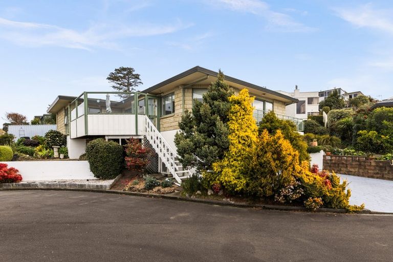 Photo of property in 2/89 Churchill Drive, Taradale, Napier, 4112