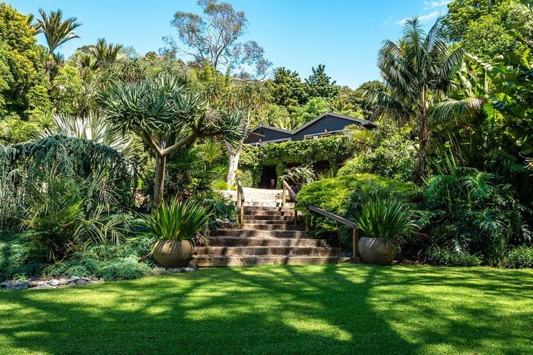 Photo of property in 27-29 Te Toki Road, Ostend, Waiheke Island, 1081