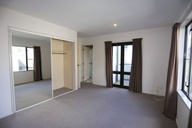 Photo of property in 4/21 Darvel Street, Riccarton, Christchurch, 8011