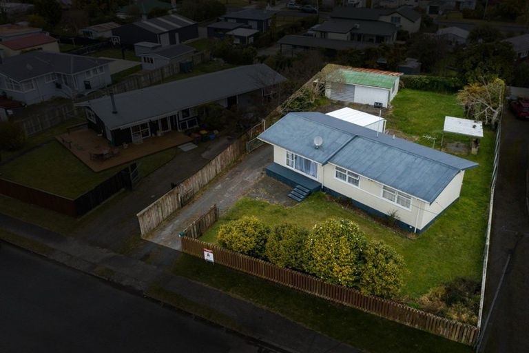 Photo of property in 24 Fenruss Street, Fairy Springs, Rotorua, 3015