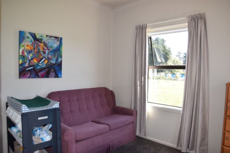 Photo of property in 2 Derby Street, Woodend, Invercargill, 9877