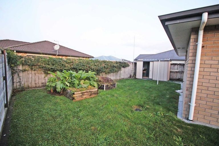 Photo of property in 18 Shrule Place, Huntington, Hamilton, 3210