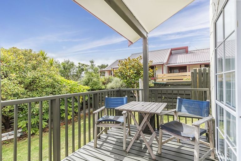 Photo of property in 11 Abilene Crescent, Churton Park, Wellington, 6037