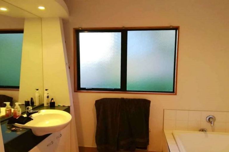 Photo of property in 9 Wentworth Park, Albany, Auckland, 0632