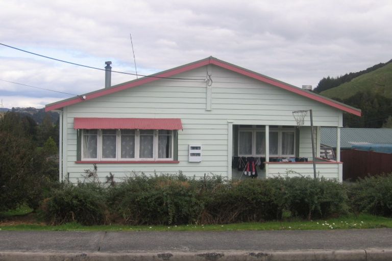 Photo of property in 29 View Road, Hikurangi, 0114