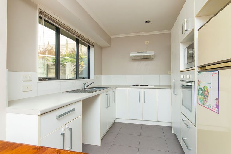 Photo of property in 15a Matai Street, Waiuku, 2123