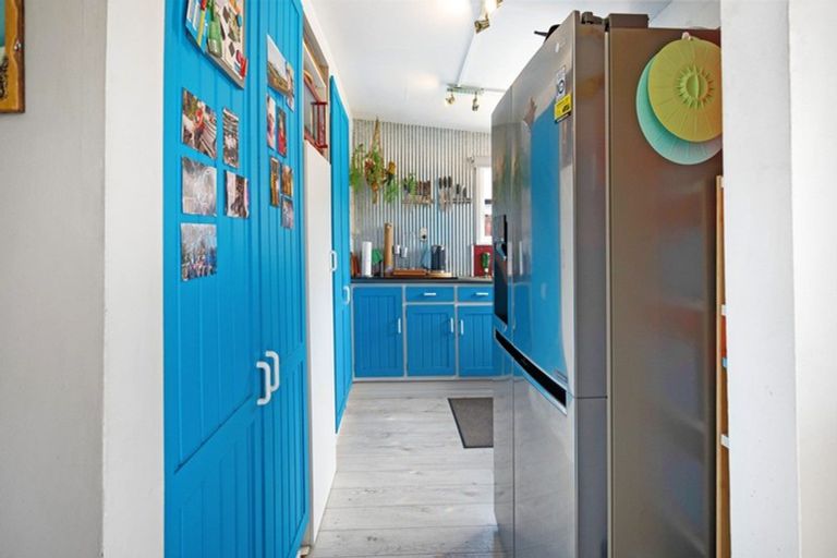 Photo of property in 192 Pacific Road, North New Brighton, Christchurch, 8083