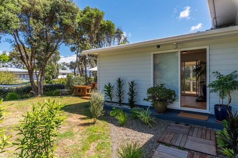 Photo of property in 5 Kokako Road, Otaihanga, Paraparaumu, 5036