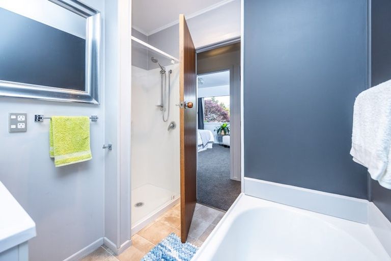 Photo of property in 5 Sunnyhills Avenue, Glenview, Hamilton, 3206