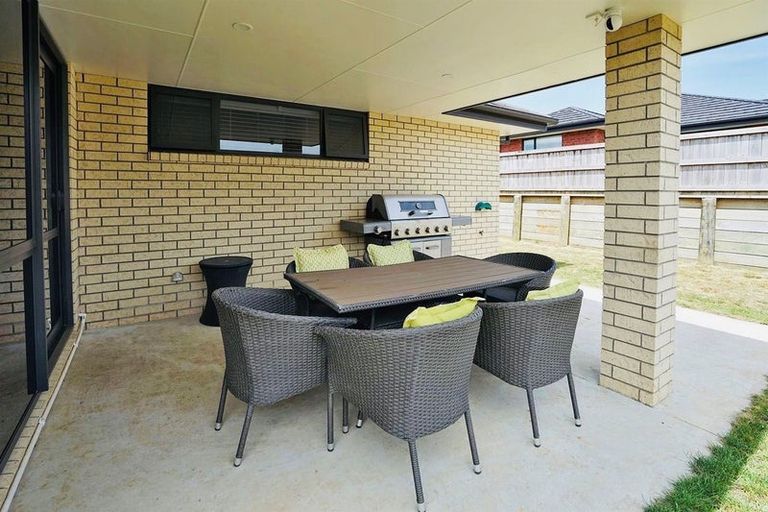 Photo of property in 266 Dixon Road, Fitzroy, Hamilton, 3206