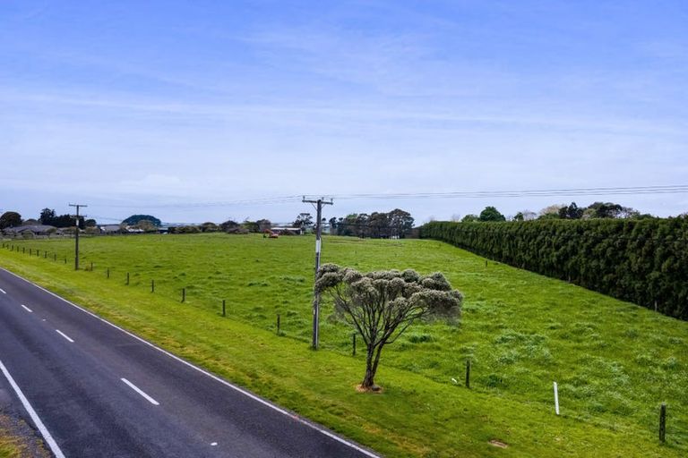 Photo of property in 84 Airport Drive, New Plymouth Airport, New Plymouth, 4373