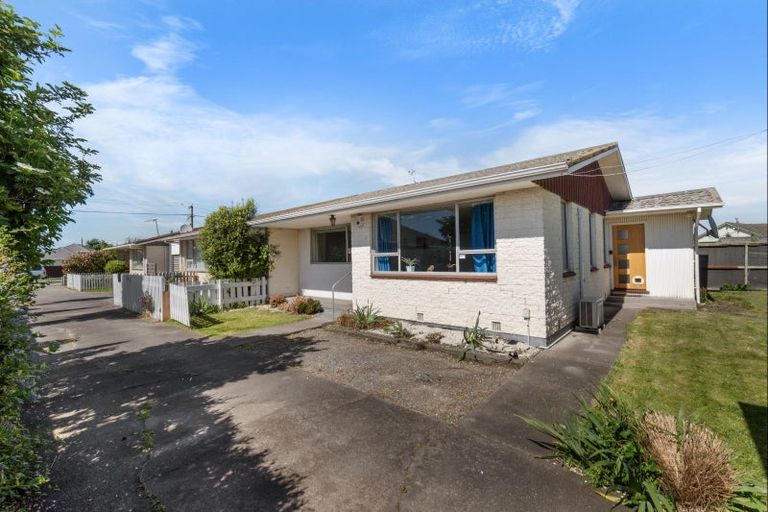 Photo of property in 3/90 Springs Road, Hornby, Christchurch, 8042