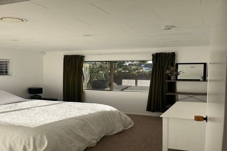 Photo of property in 6/2 Bill Ashcroft Grove, Havelock North, 4130