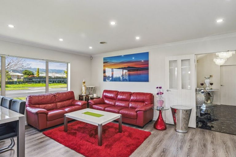 Photo of property in 170 Guildford Drive, Paraparaumu Beach, Paraparaumu, 5032