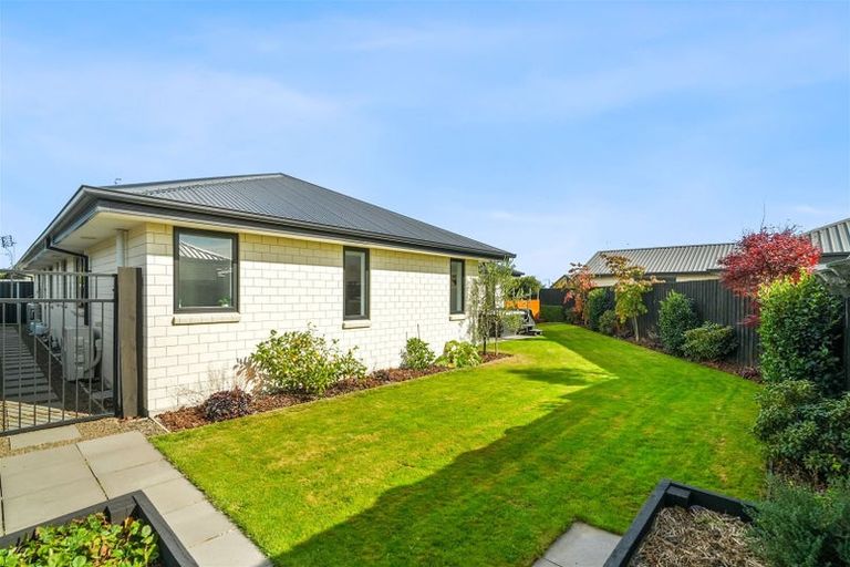 Photo of property in 10 Doppler Place, Wigram, Christchurch, 8042