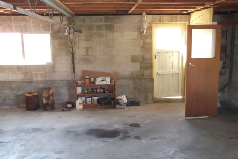Photo of property in 19 Greta Street, South Hill, Oamaru, 9400