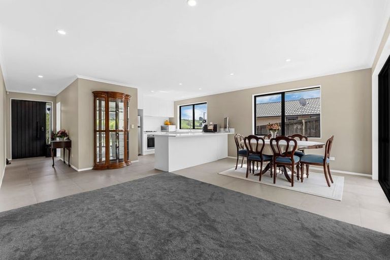 Photo of property in 135 Harriet Johnston Drive, Pokeno, 2402