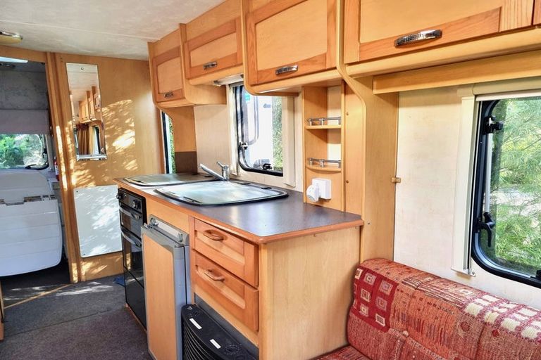 Photo of property in 9 Milton Terrace, Picton, 7220