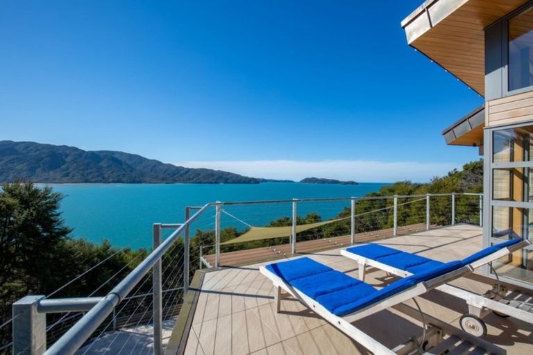 Photo of property in 179 Tokongawa Drive, Kaiteriteri, Motueka, 7197