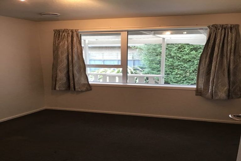 Photo of property in 33 Fern Drive, Halswell, Christchurch, 8025