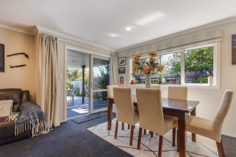 Photo of property in 118 Milton Terrace, Picton, 7220