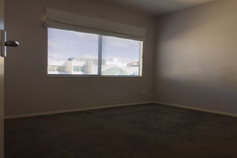 Photo of property in 8 Bowen Crescent, Opunake, 4616