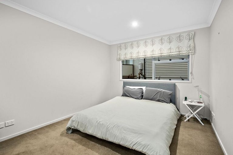 Photo of property in 114a Tiroroa Avenue, Te Atatu South, Auckland, 0610