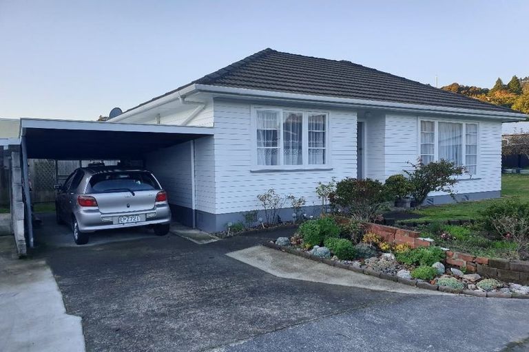 Photo of property in 145a Stokes Valley Road, Stokes Valley, Lower Hutt, 5019