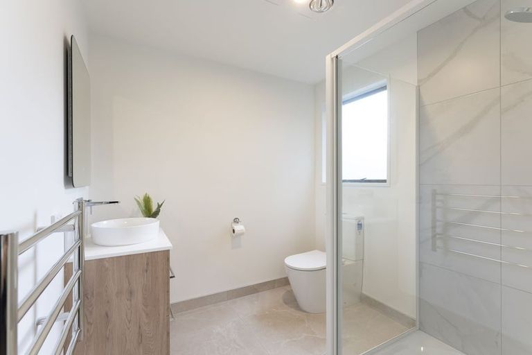 Photo of property in 20 Cherrywood Place, Redwood, Christchurch, 8051