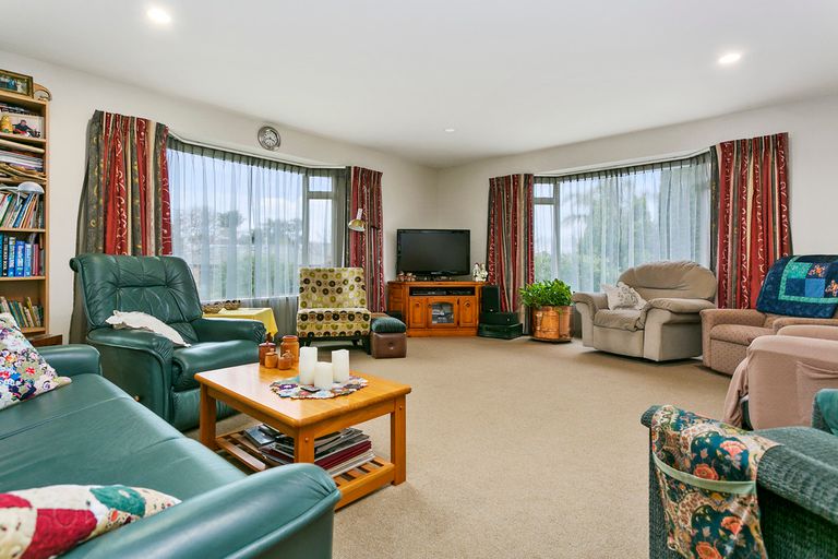 Photo of property in 2 Holmwood Park Drive, Morrinsville, 3300