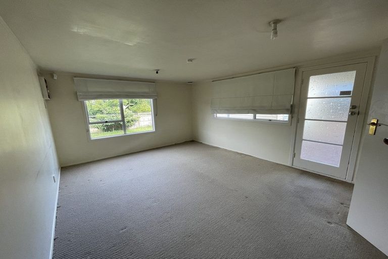 Photo of property in 68 Lake Road, Northcote, Auckland, 0627