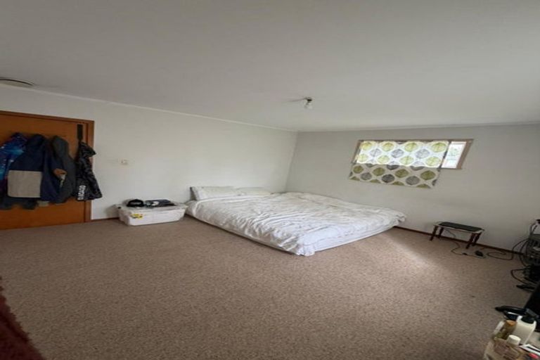 Photo of property in 281 Pakuranga Road, Pakuranga Heights, Auckland, 2010